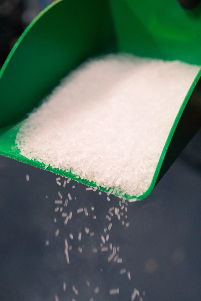 This is shows the size of the dry ice pellets use